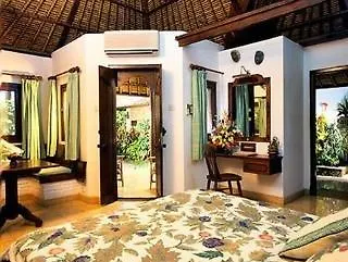 Hotel Poppies Bali 3*